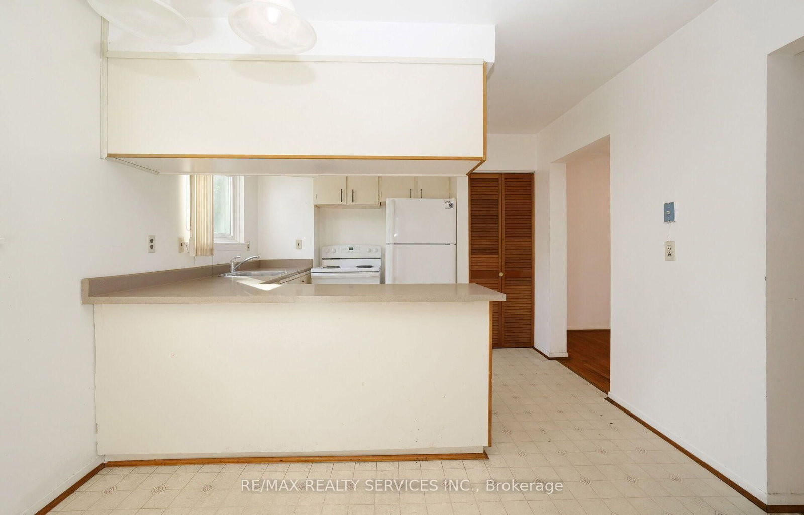79 Cloverdale Drive • Brampton, ON photo 12
