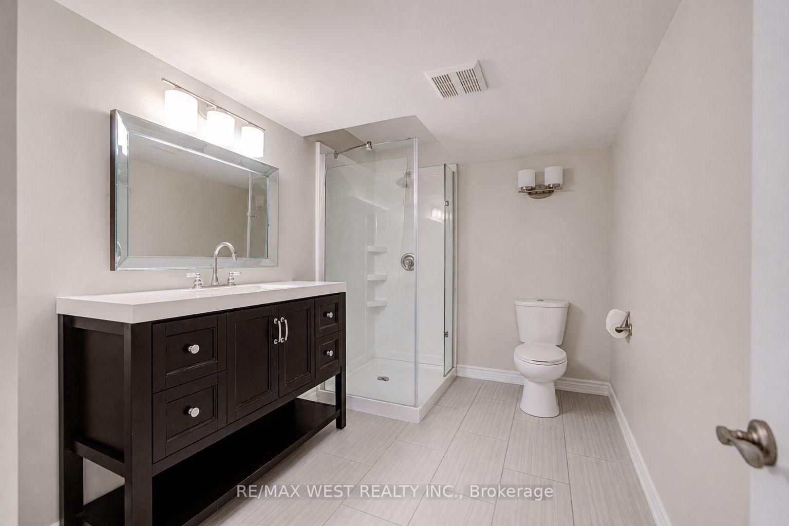 8 Ballycastle Crescent • Brampton, ON photo 36
