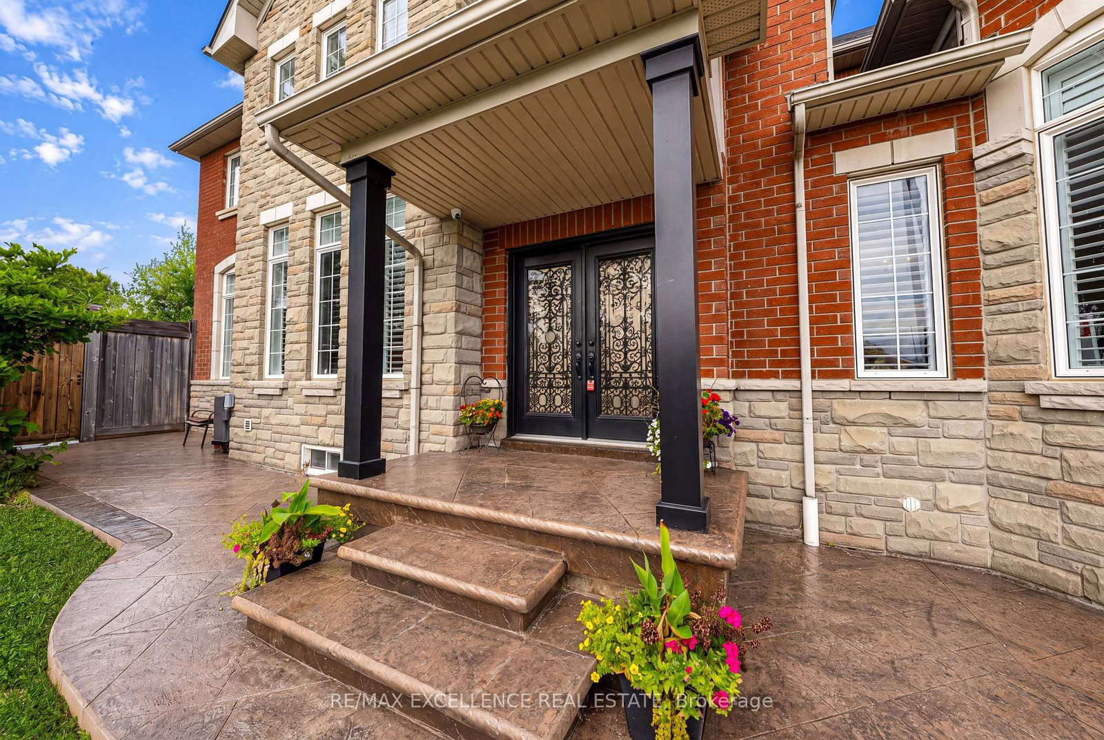 88 Oblate Crescent • Brampton, ON photo 4