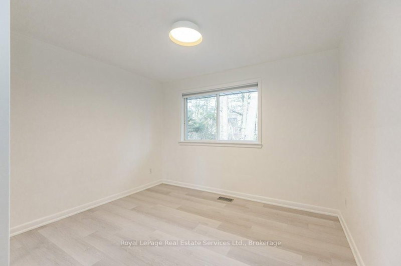 349 Wedgewood Oakville,ON L6J 4R6 — Photo 24
