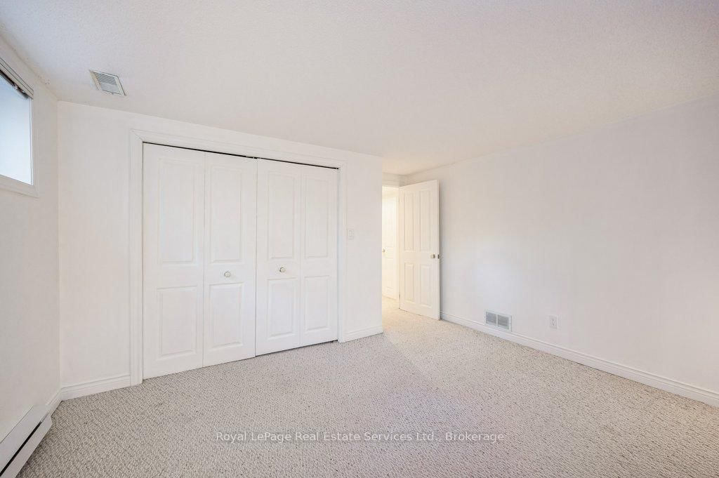 349 Wedgewood Oakville,ON L6J 4R6 — Photo 32