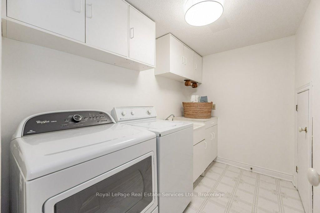 349 Wedgewood Oakville,ON L6J 4R6 — Photo 36