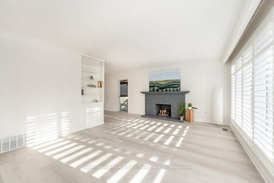 349 Wedgewood Oakville,ON L6J 4R6 — Photo 8