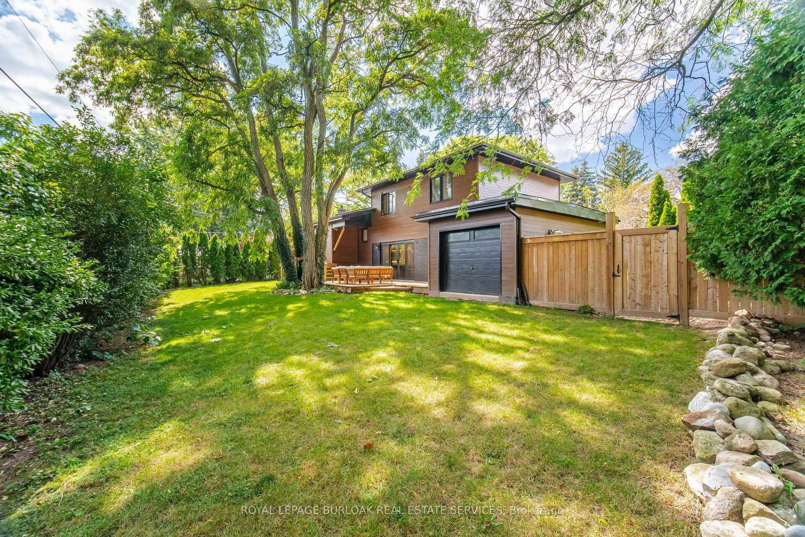 5216 Alton Road • Burlington, ON photo 45