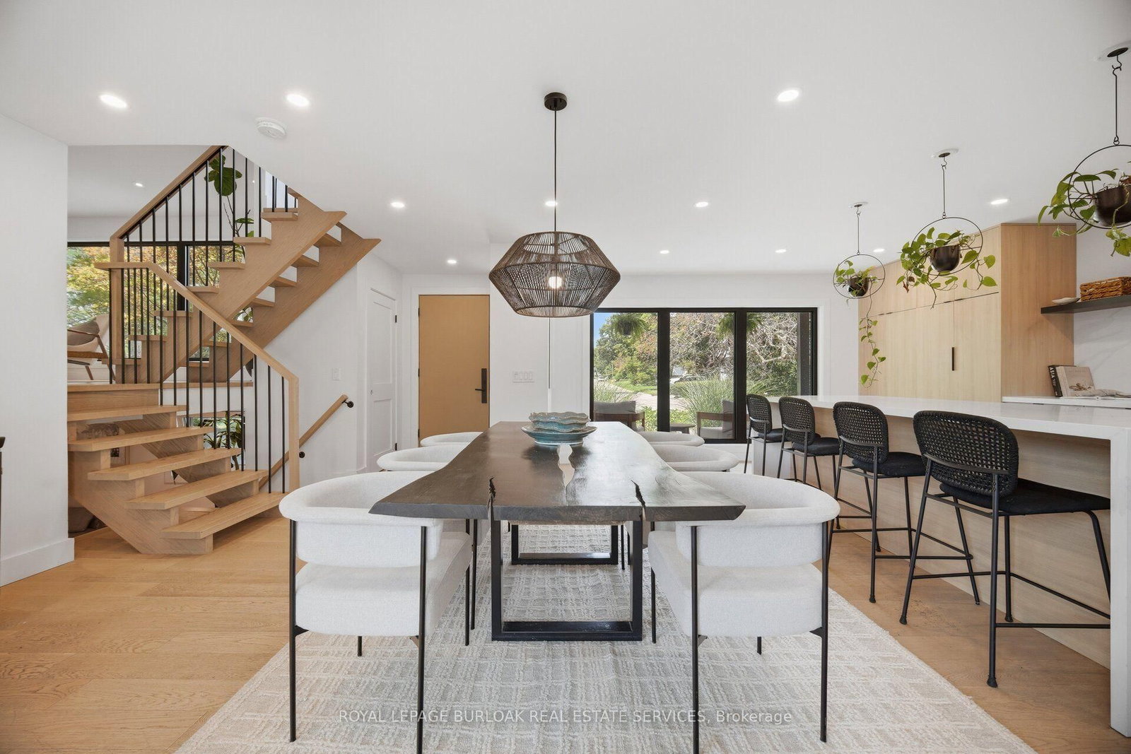 5216 Alton Road • Burlington, ON photo 8