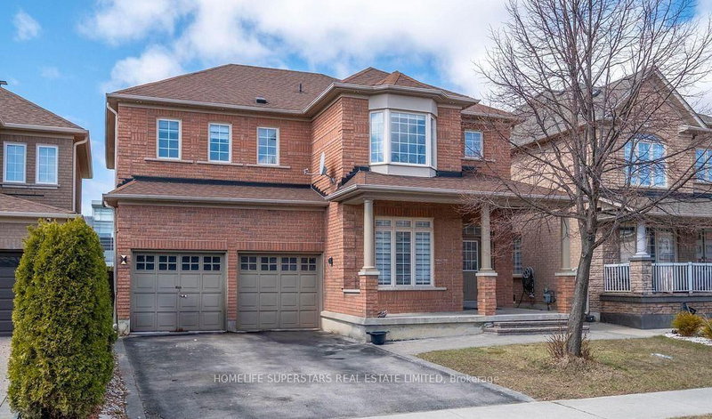 78 Mainard Crescent