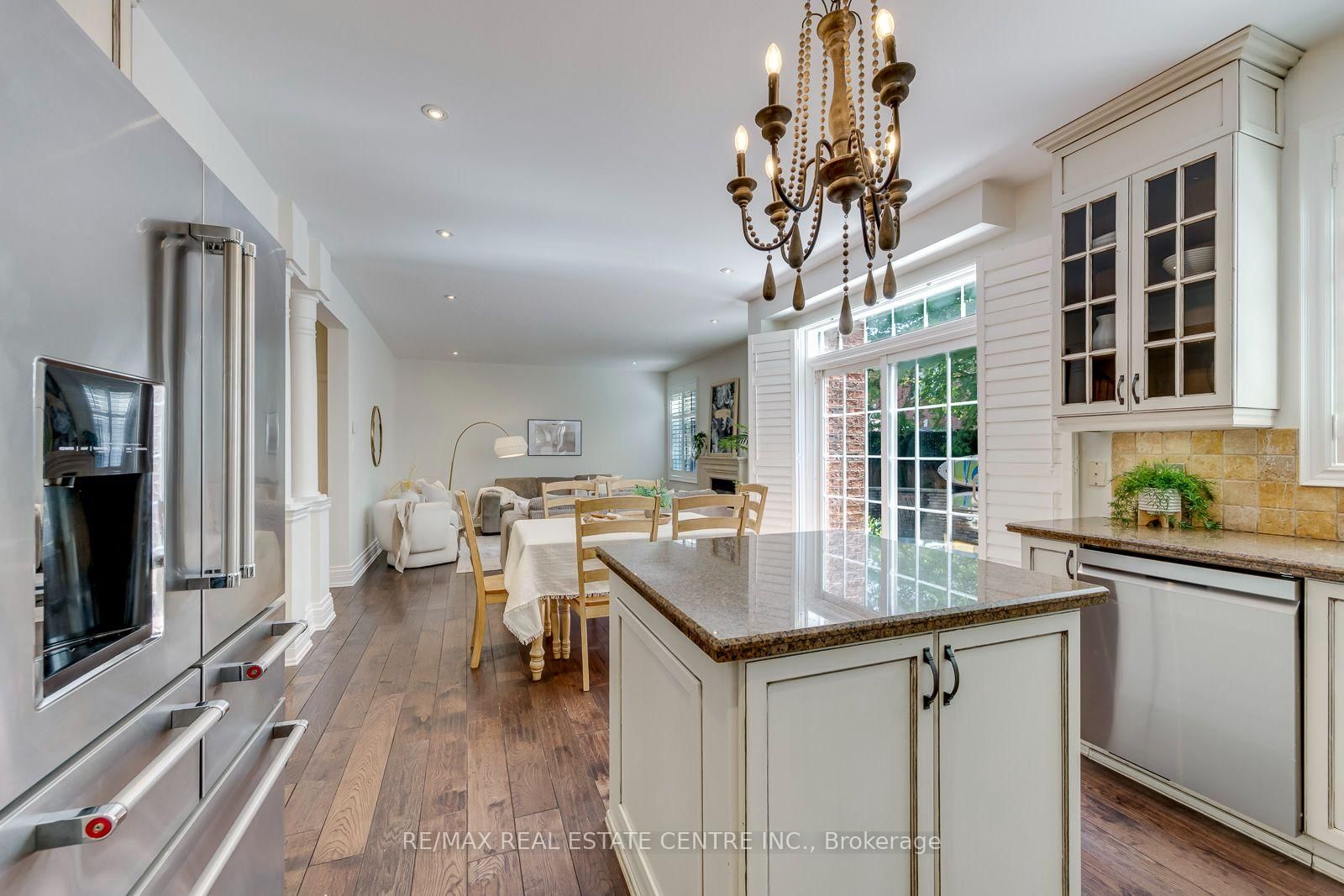 290 Duskywing Oakville,ON L6L 6X6 — Photo 15
