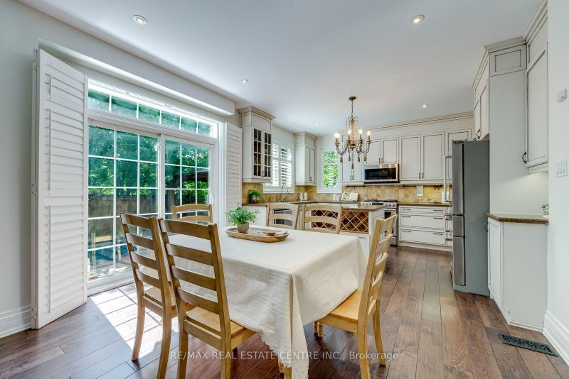 290 Duskywing Oakville,ON L6L 6X6 — Photo 17