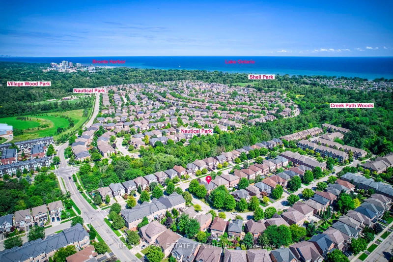 290 Duskywing Oakville,ON L6L 6X6 — Photo 4