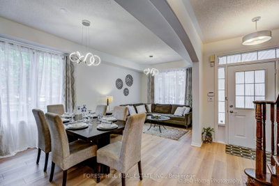 1148 Barclay Circle • Milton, ON photo 4