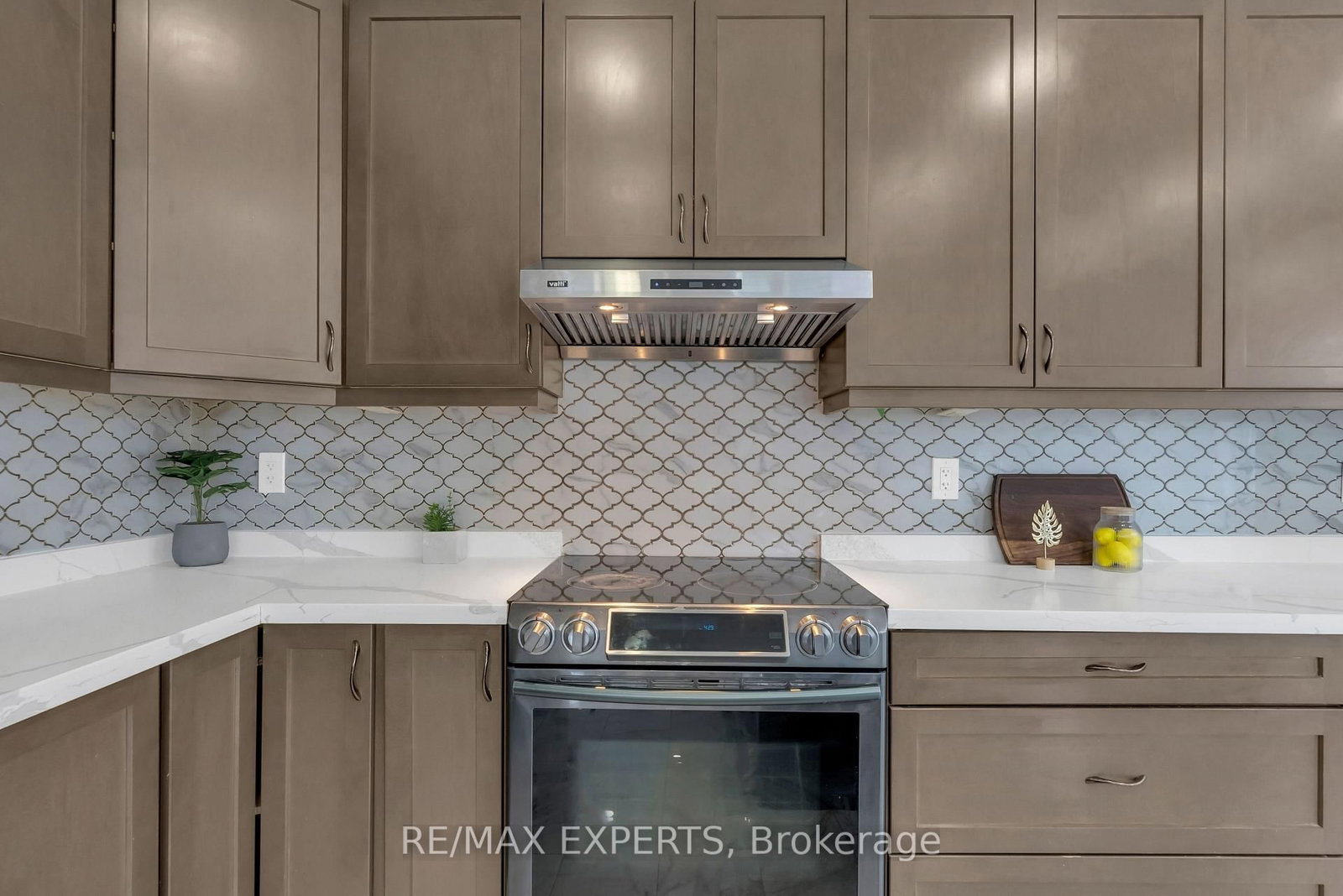 1253 Duignan Crescent • Milton, ON photo 14
