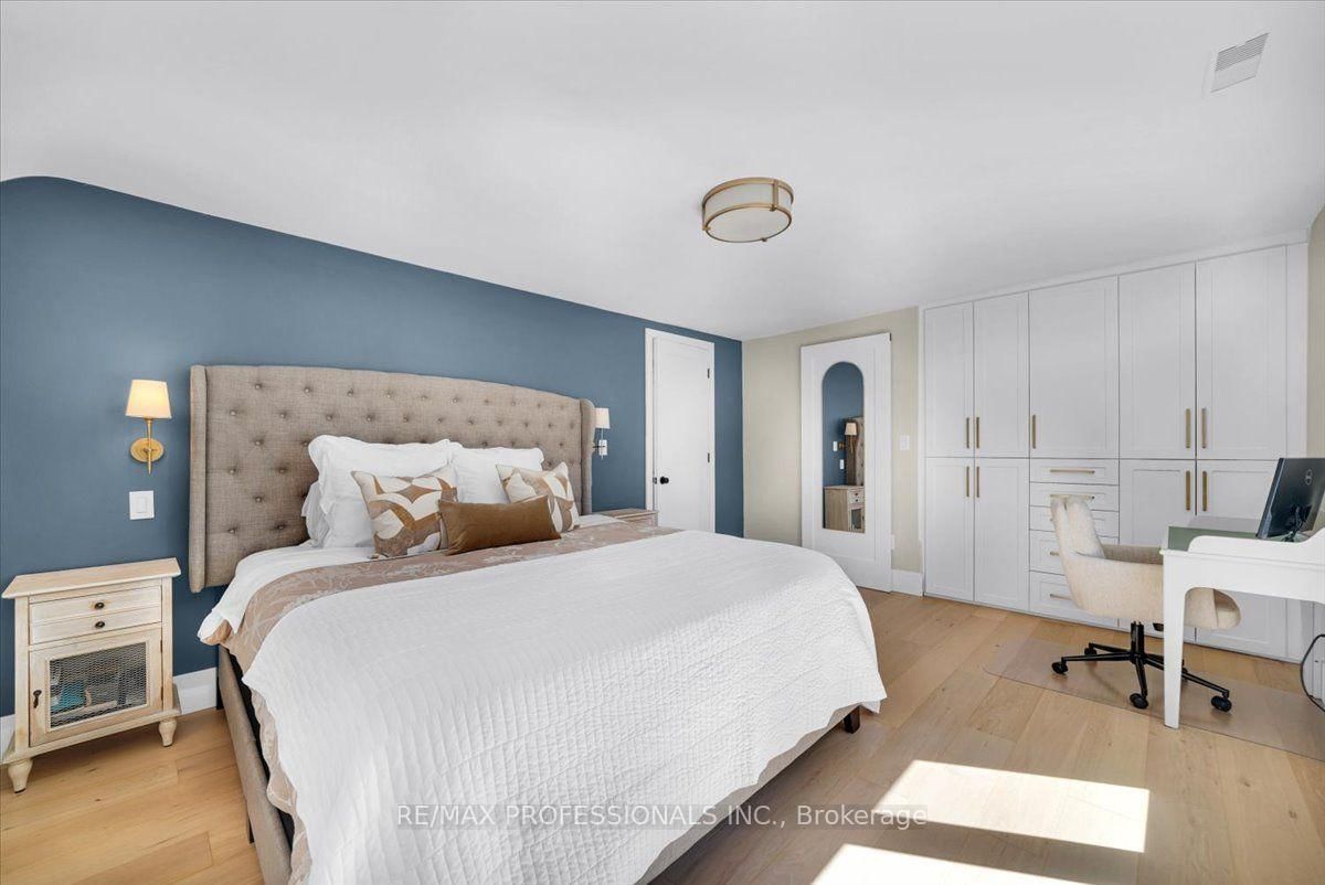 4 Winston Grove • Toronto, ON photo 21
