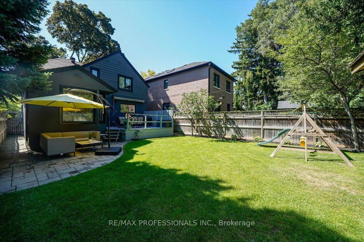 4 Winston Grove • Toronto, ON photo 39