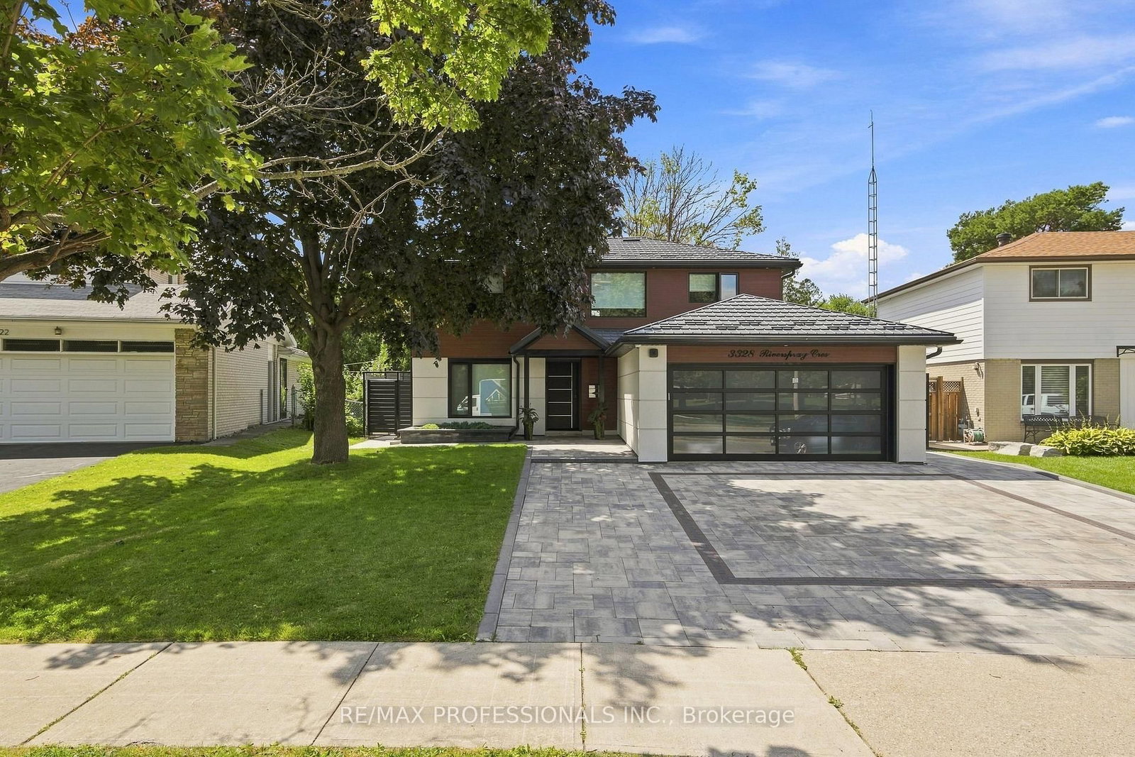 3328 Riverspray Crescent • Mississauga, ON photo 1
