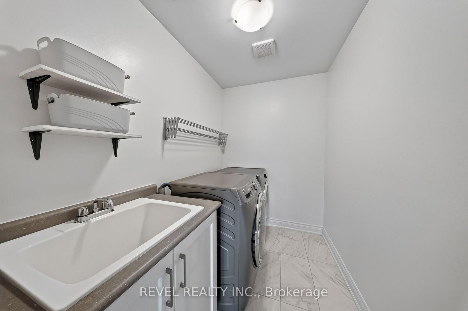 455 Ramsey Place • Milton, ON photo 15
