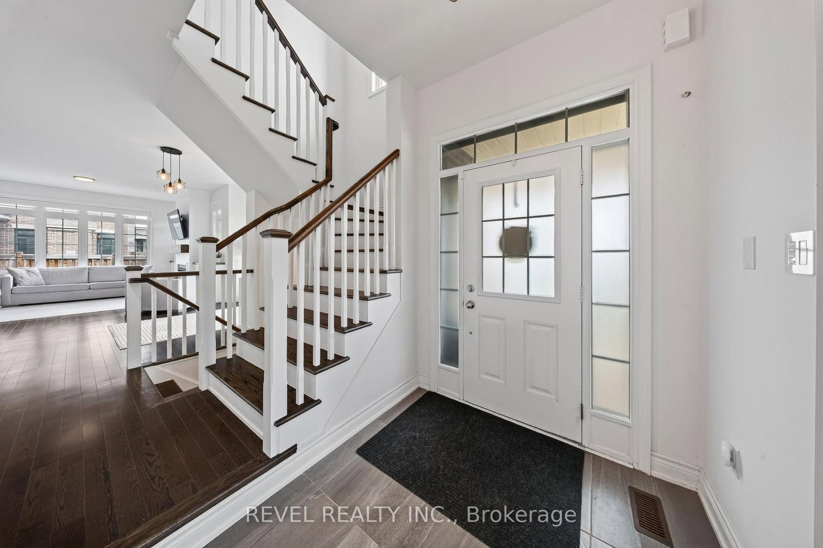 455 Ramsey Place • Milton, ON photo 5