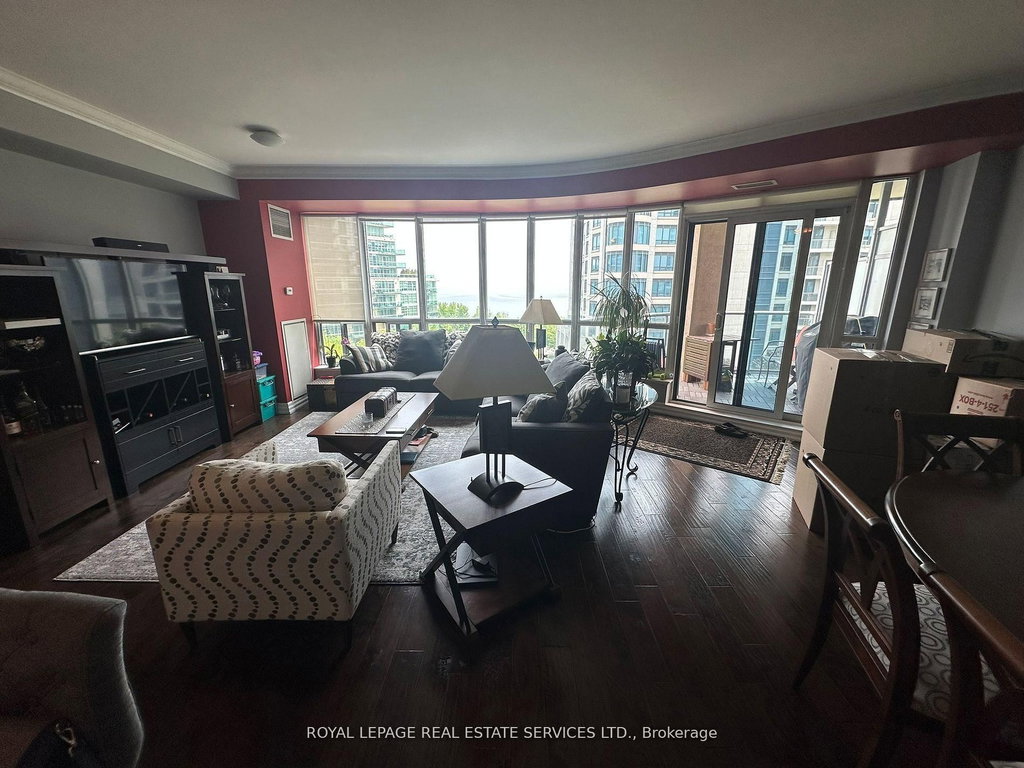 511 - 2083 Lake Shore Boulevard W W 4