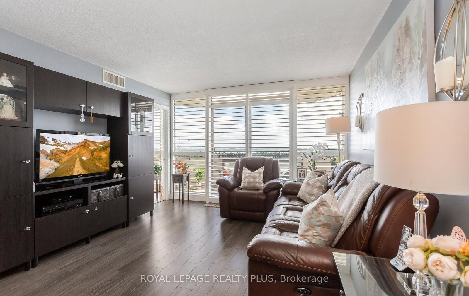20 MCFARLANE Drive • #1610 • Halton Hills, ON photo 12