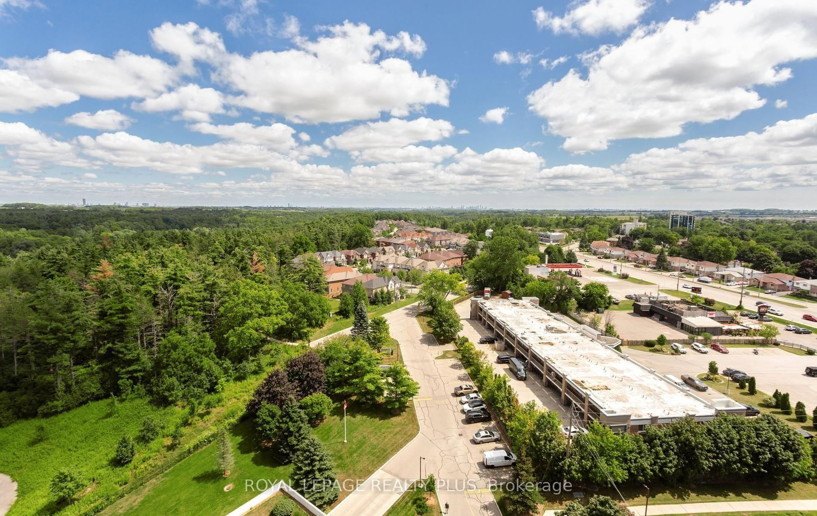 20 MCFARLANE Drive • #1610 • Halton Hills, ON photo 26