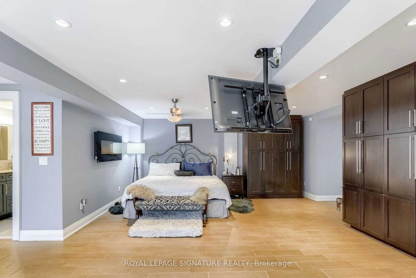 23 Abbs Street • Toronto, ON photo 10