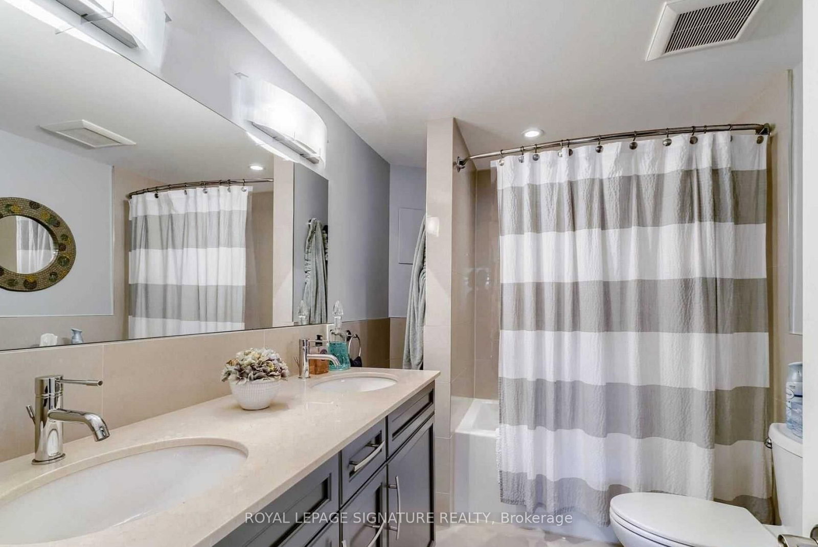 23 Abbs Street • Toronto, ON photo 12