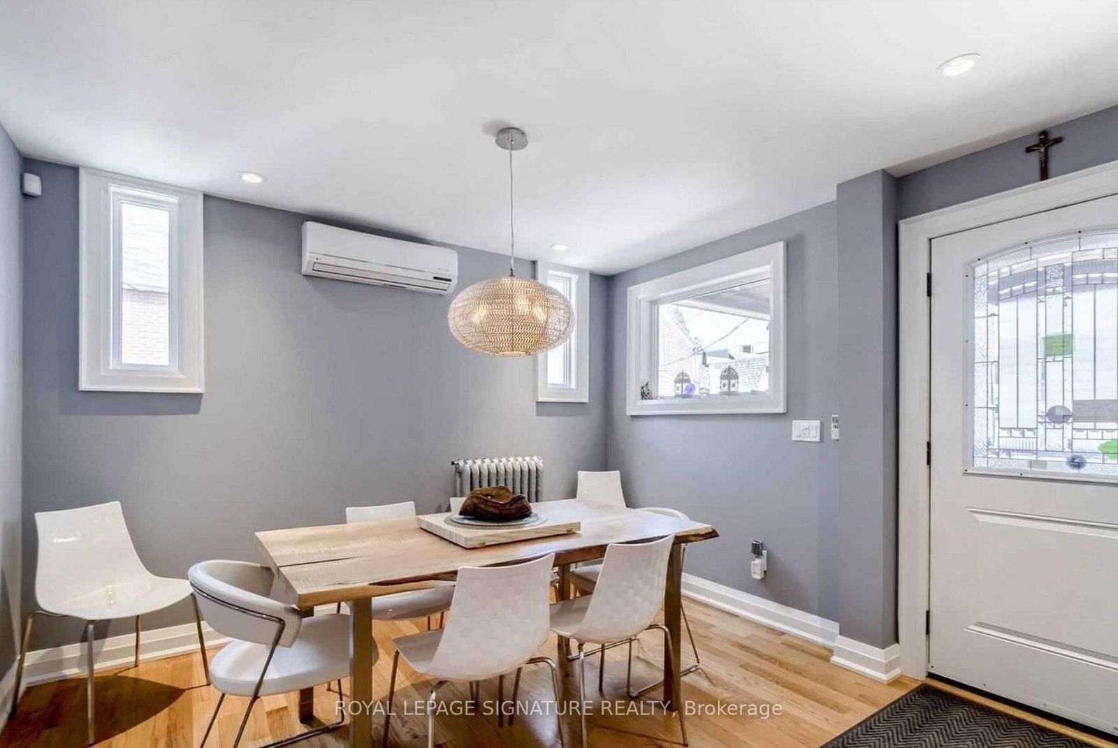 23 Abbs Street • Toronto, ON photo 3