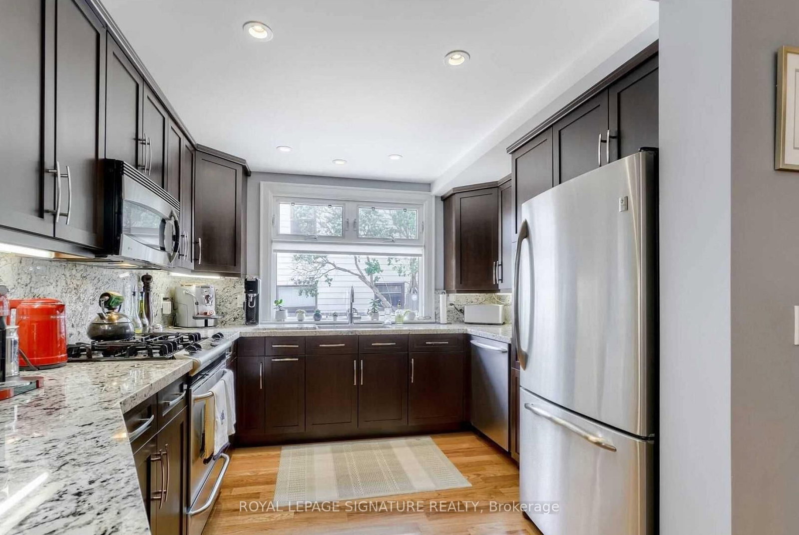 23 Abbs Street • Toronto, ON photo 6