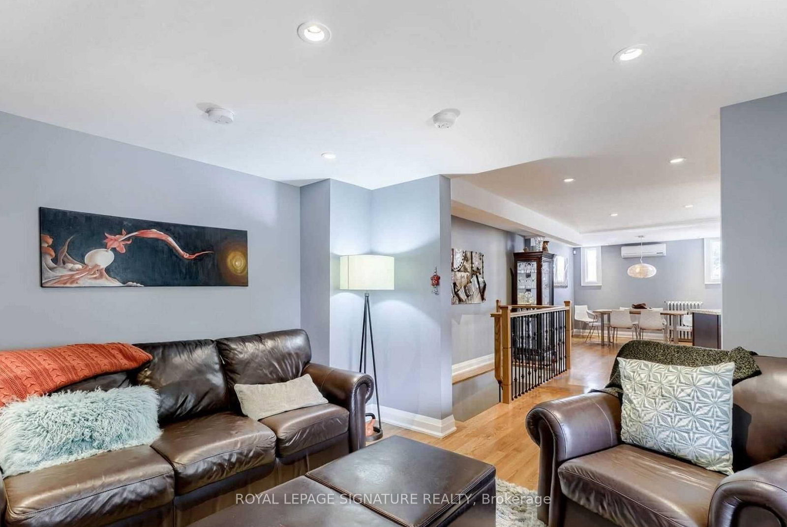 23 Abbs Street • Toronto, ON photo 8