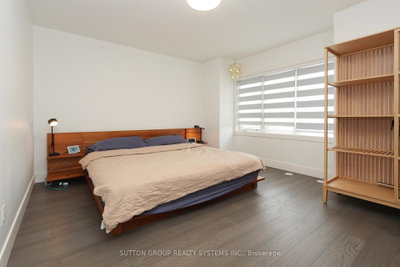 5035 9 Mississauga,ON L5M 0E5 — Photo 15