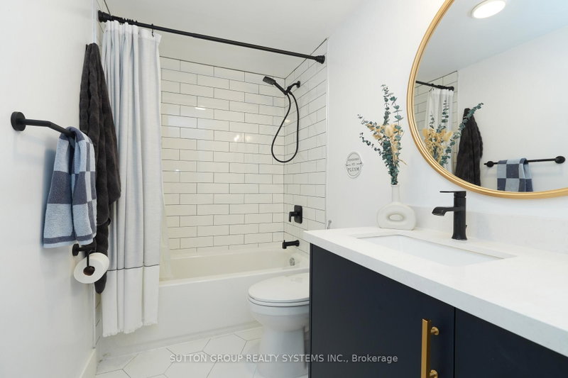 5035 9 Mississauga,ON L5M 0E5 — Photo 22