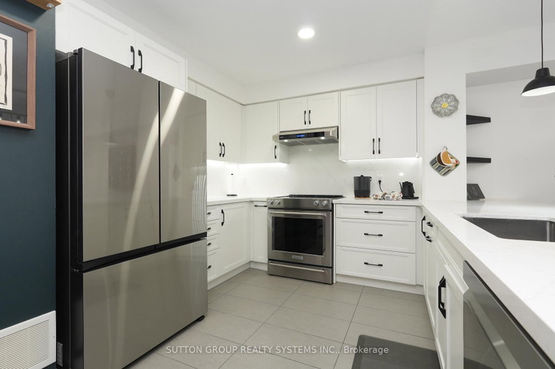 5035 9 Mississauga,ON L5M 0E5 — Photo 7