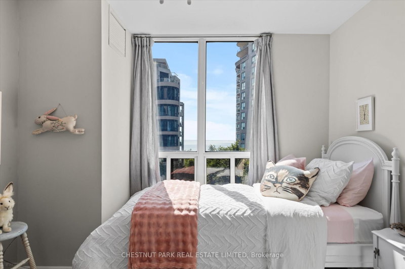 2087 Lake Shore Toronto,ON M8V 4G3 — Photo 14