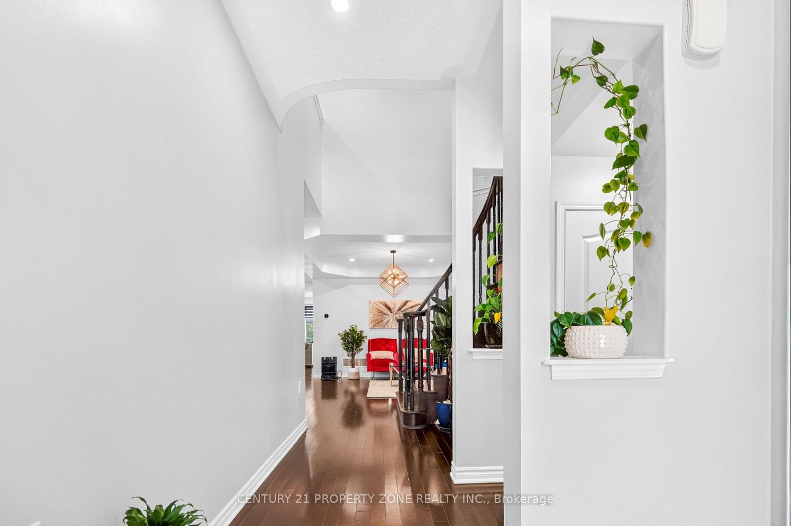 114 Mincing Trail • Brampton, ON photo 6