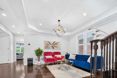 114 Mincing Trail • Brampton, ON photo 8