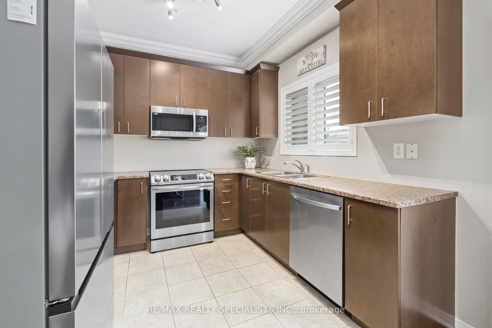 28 Chetholme Place • Halton Hills, ON photo 16