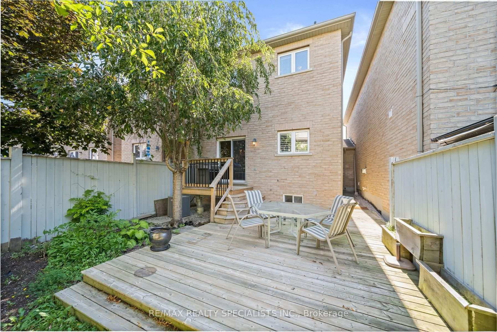 28 Chetholme Place • Halton Hills, ON photo 38