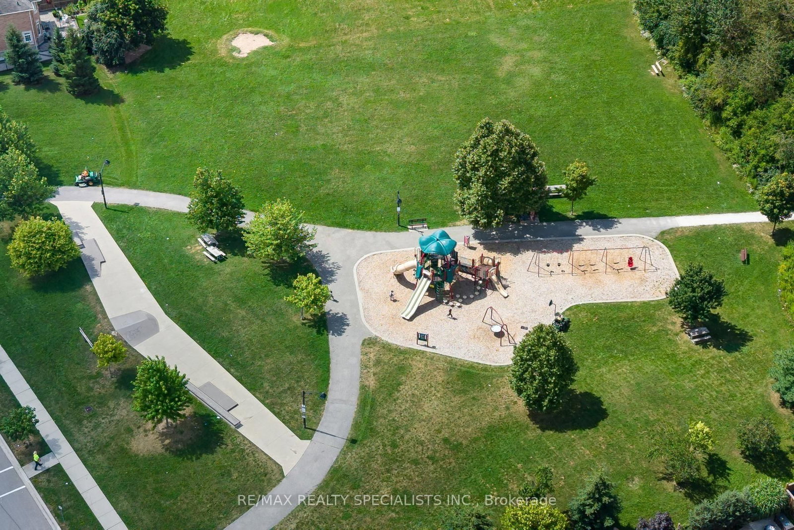 28 Chetholme Place • Halton Hills, ON photo 42