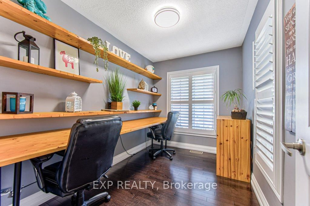 76 Ruhl Drive • Milton, ON photo 8