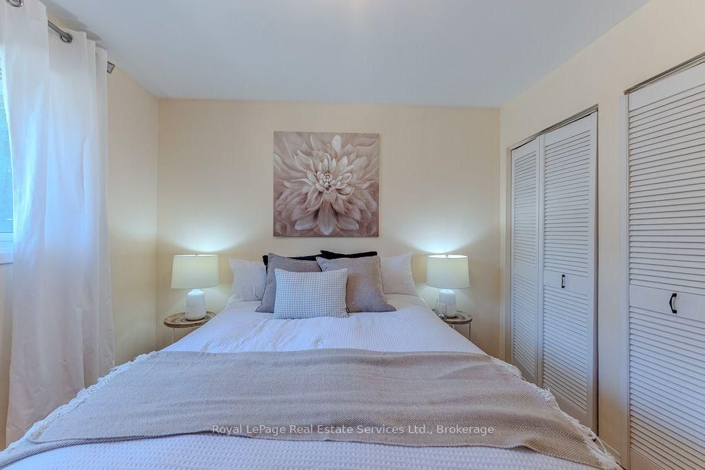 668 Maclaren Drive • Burlington, ON photo 13