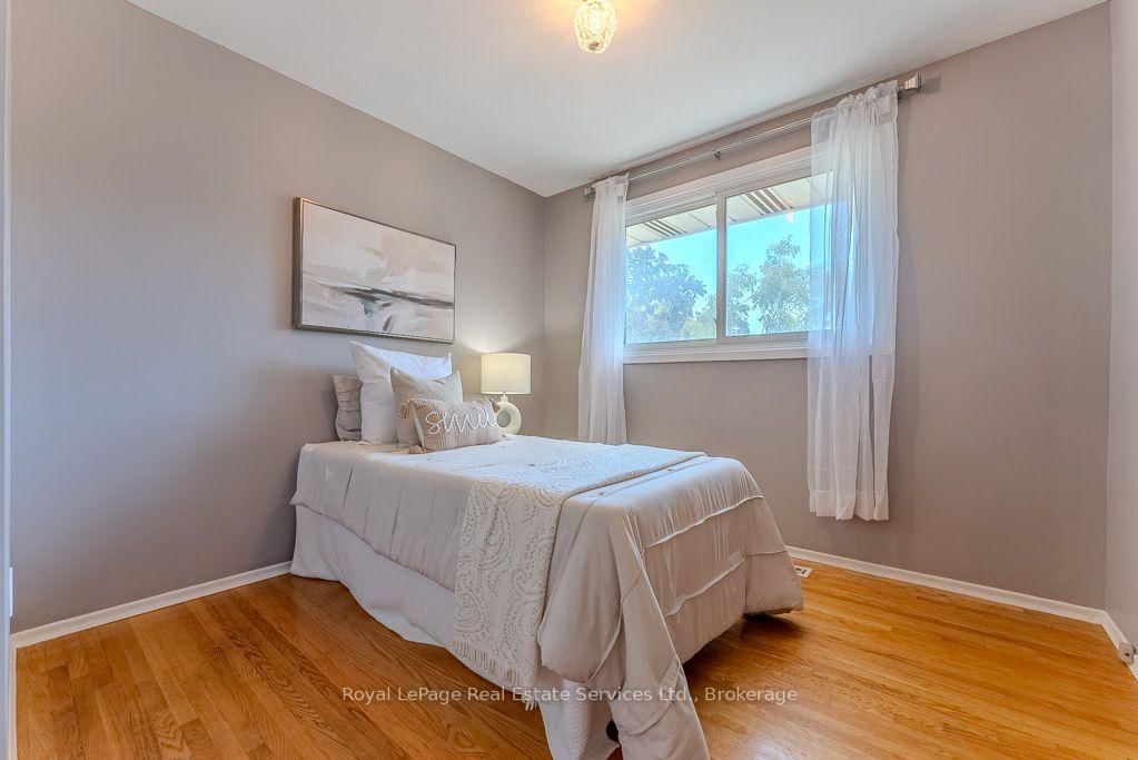 668 Maclaren Drive • Burlington, ON photo 14