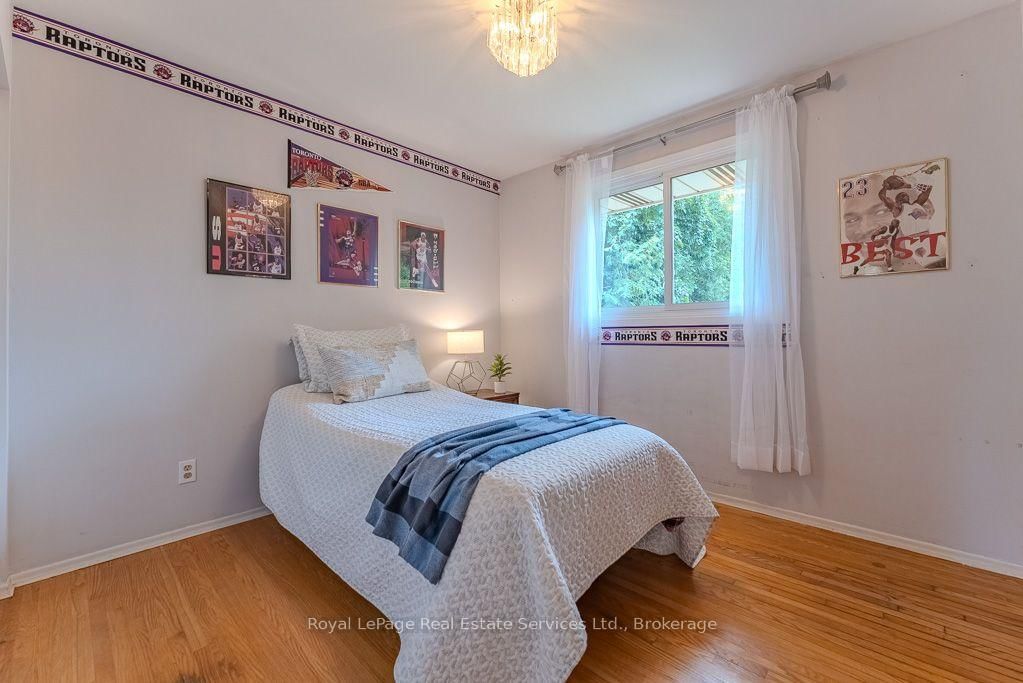 668 Maclaren Drive • Burlington, ON photo 16