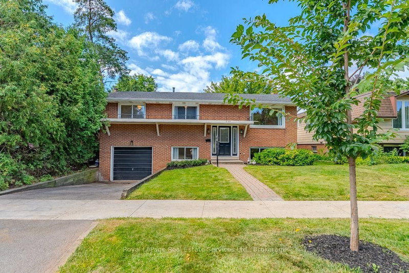 668 Maclaren Drive