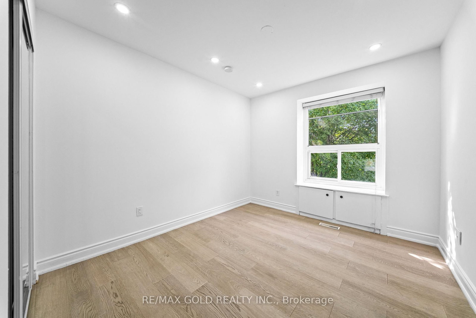 88 Goldcrest Road • Brampton, ON photo 10