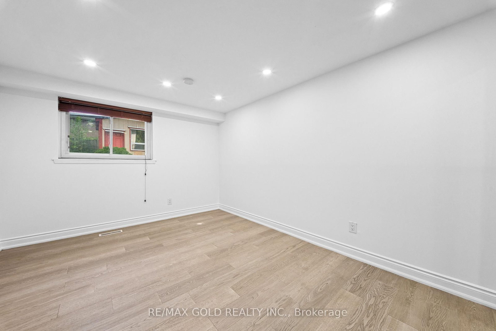 88 Goldcrest Road • Brampton, ON photo 14