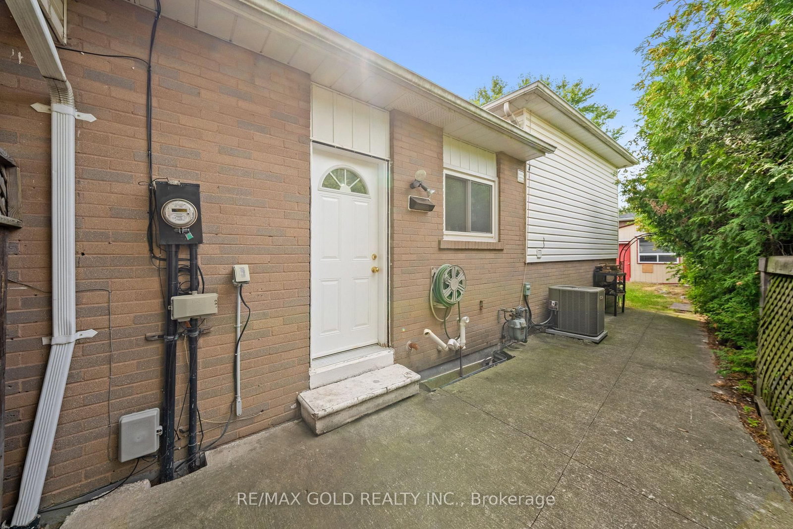 88 Goldcrest Road • Brampton, ON photo 18