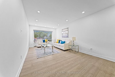 88 Goldcrest Road • Brampton, ON photo 2