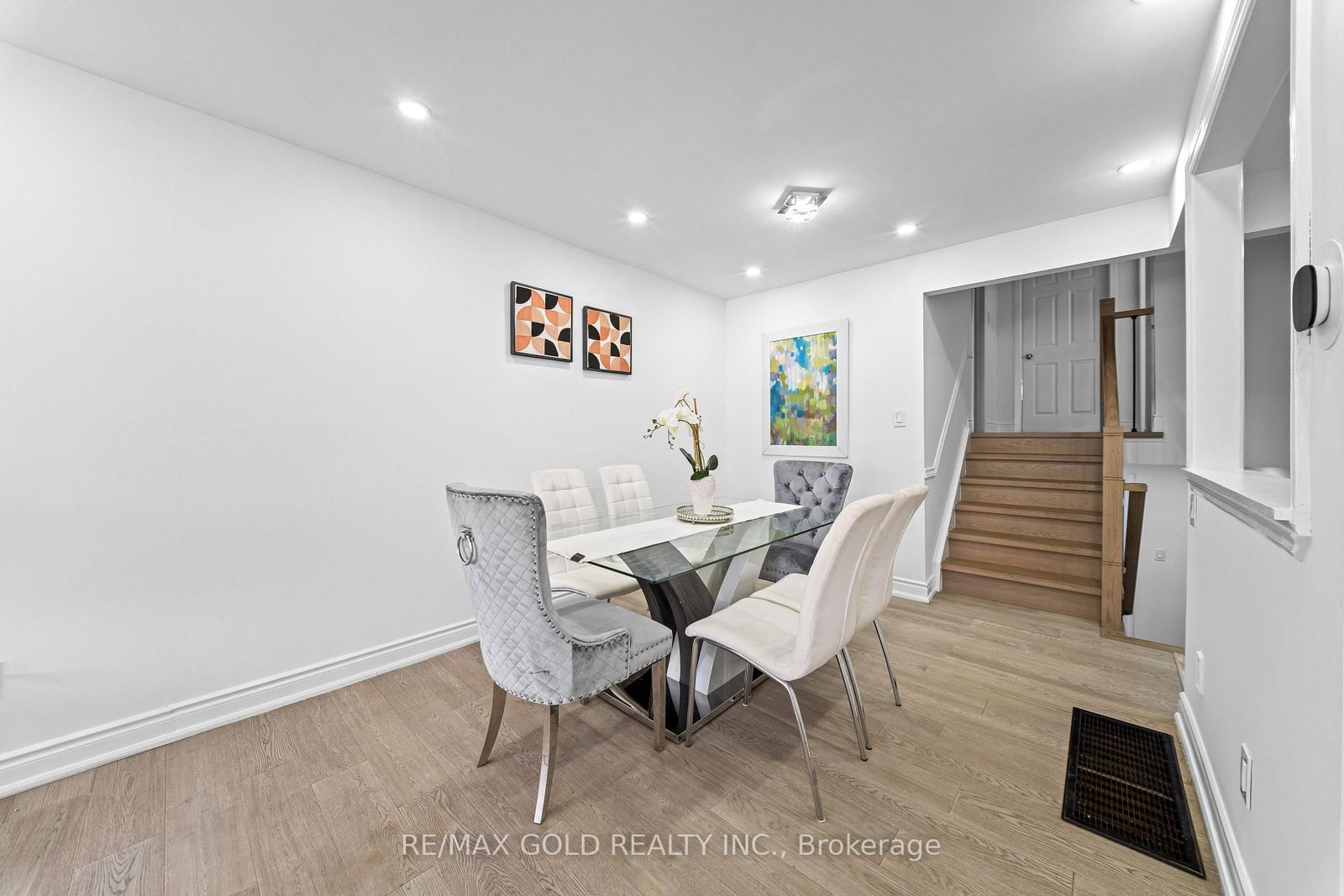 88 Goldcrest Road • Brampton, ON photo 5