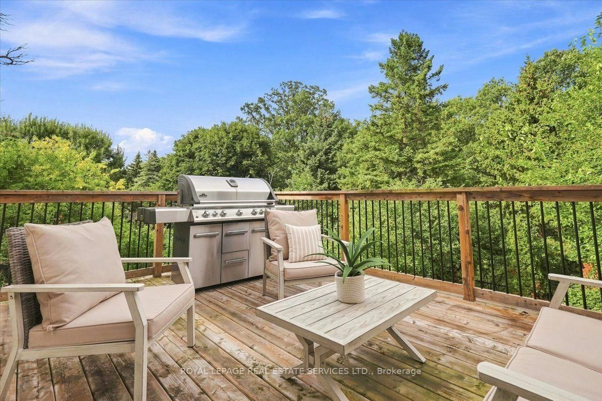 1199 LEEWOOD Drive • Oakville, ON photo 13