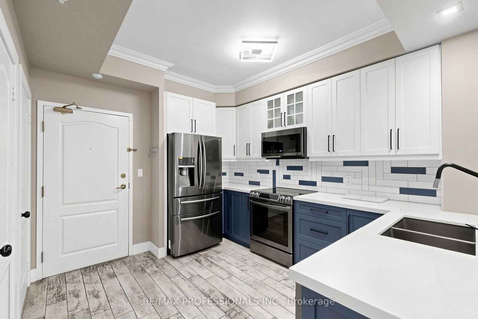 3531 Lake Shore Boulevard W • #206 • Toronto, ON photo 10