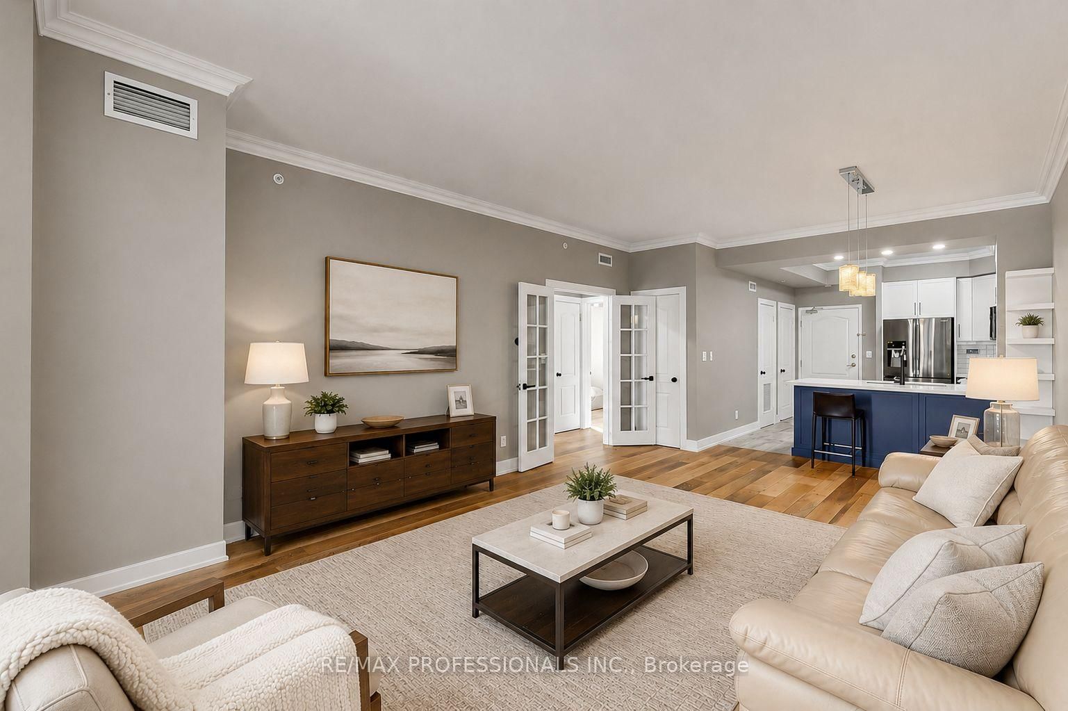 3531 Lake Shore Boulevard W • #206 • Toronto, ON photo 5